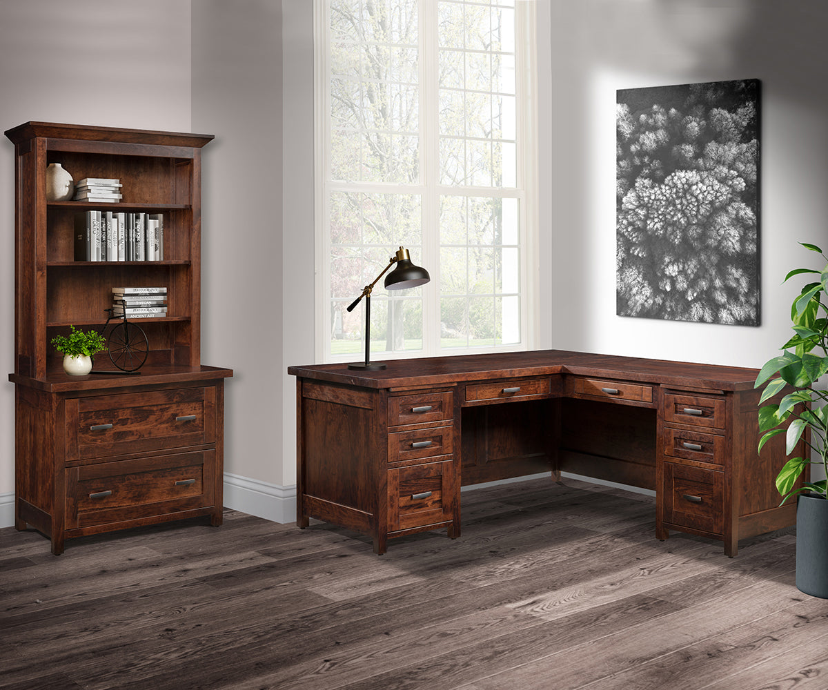 Sante Fe Desk With Hutch
