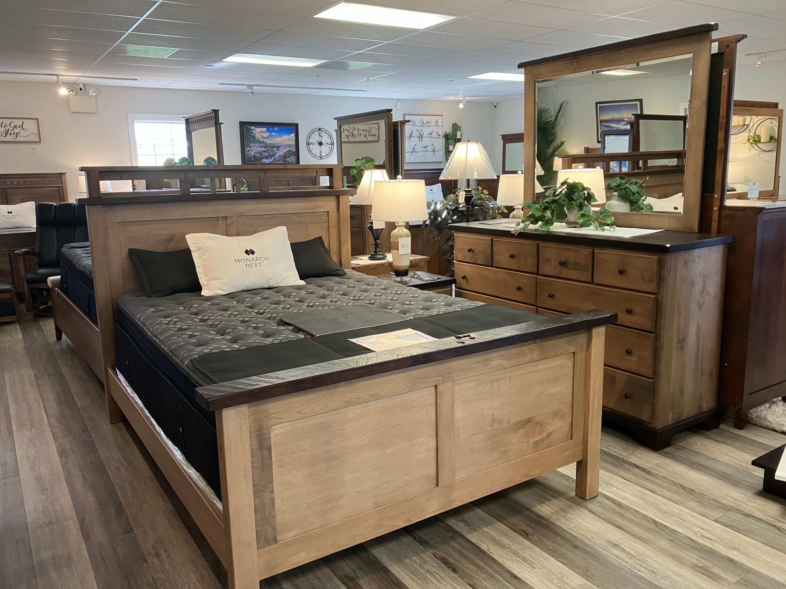 Manchester Bedroom Collection – Deal
