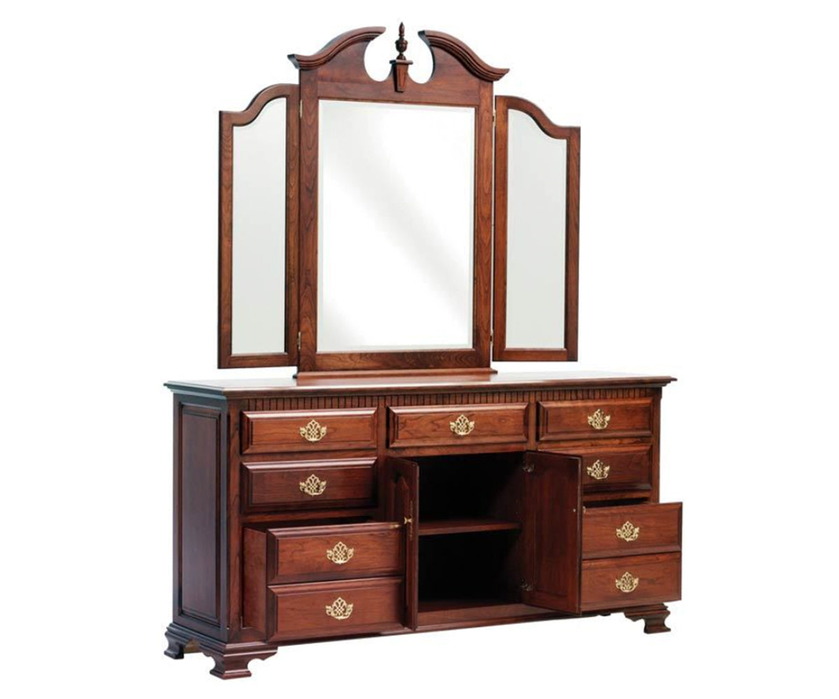 Millcraft Victoria's Tradition 72'' Dresser - View 2